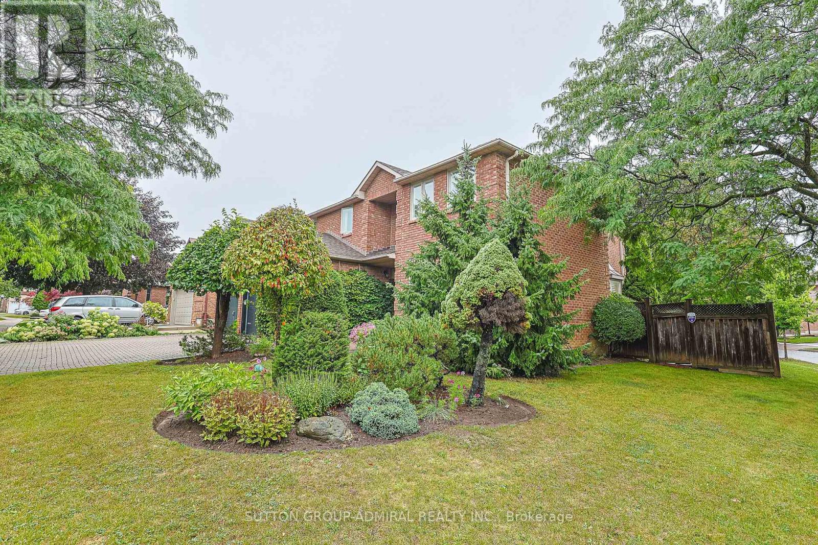 232 Franklin Avenue Property Photo 2