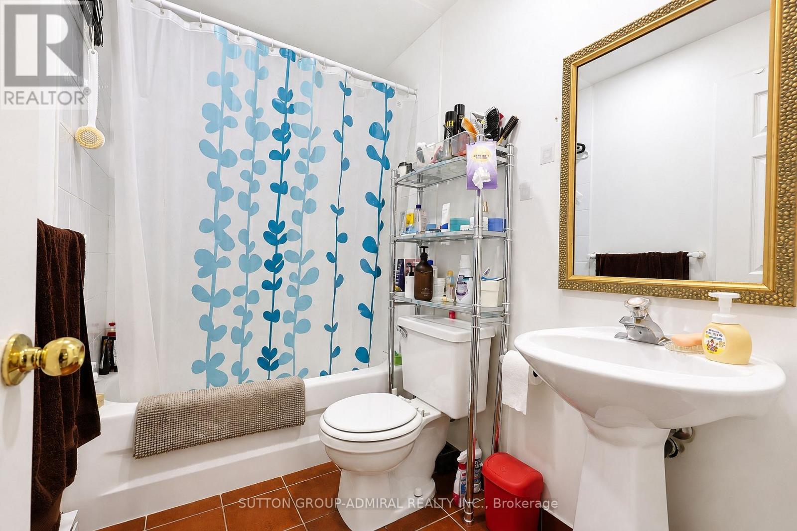 232 Franklin Avenue Property Photo 32