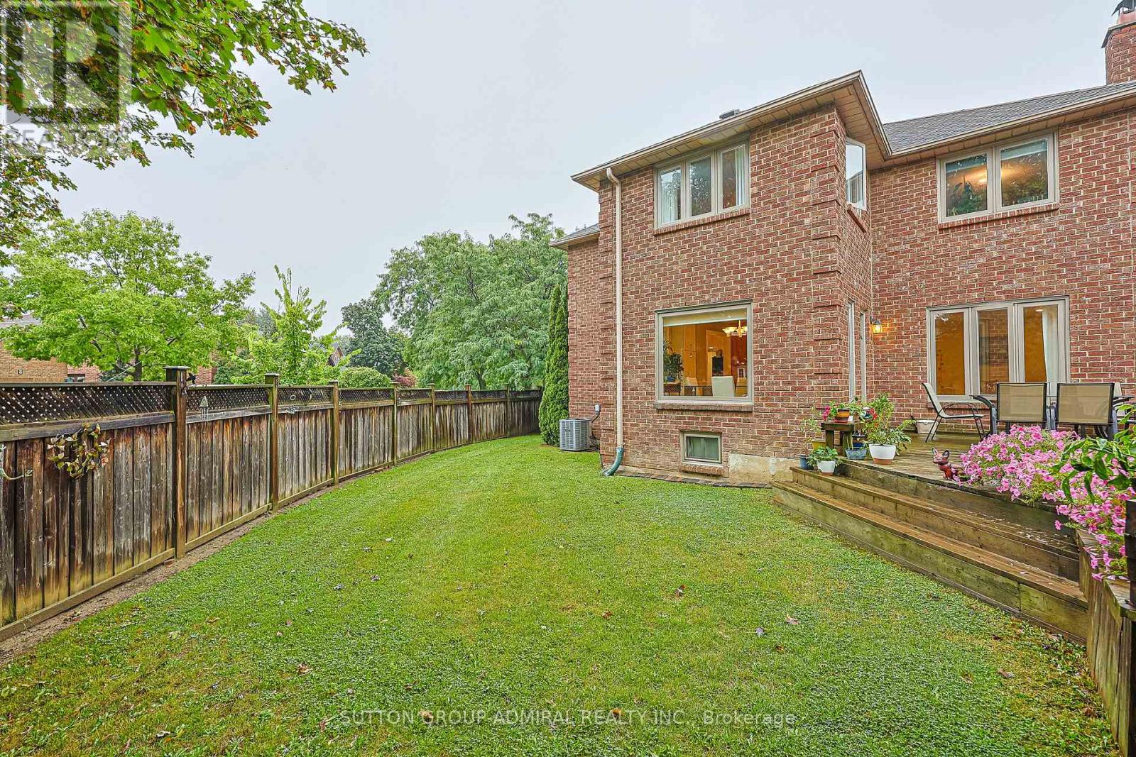 232 Franklin Avenue Property Photo 35