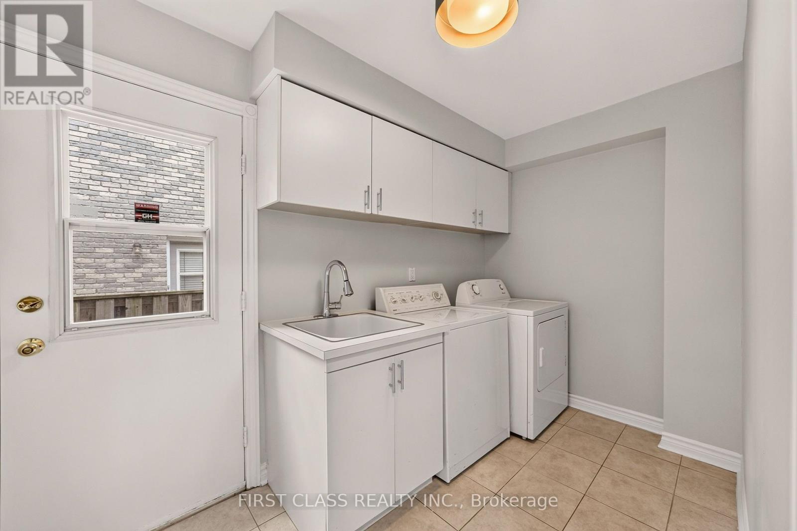 30 Ritter Crescent Property Photo 17
