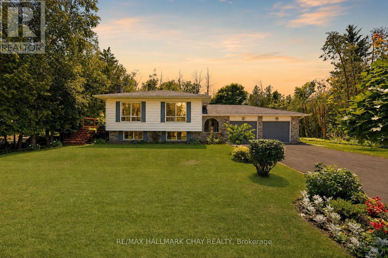 631 LOCKHART ROAD