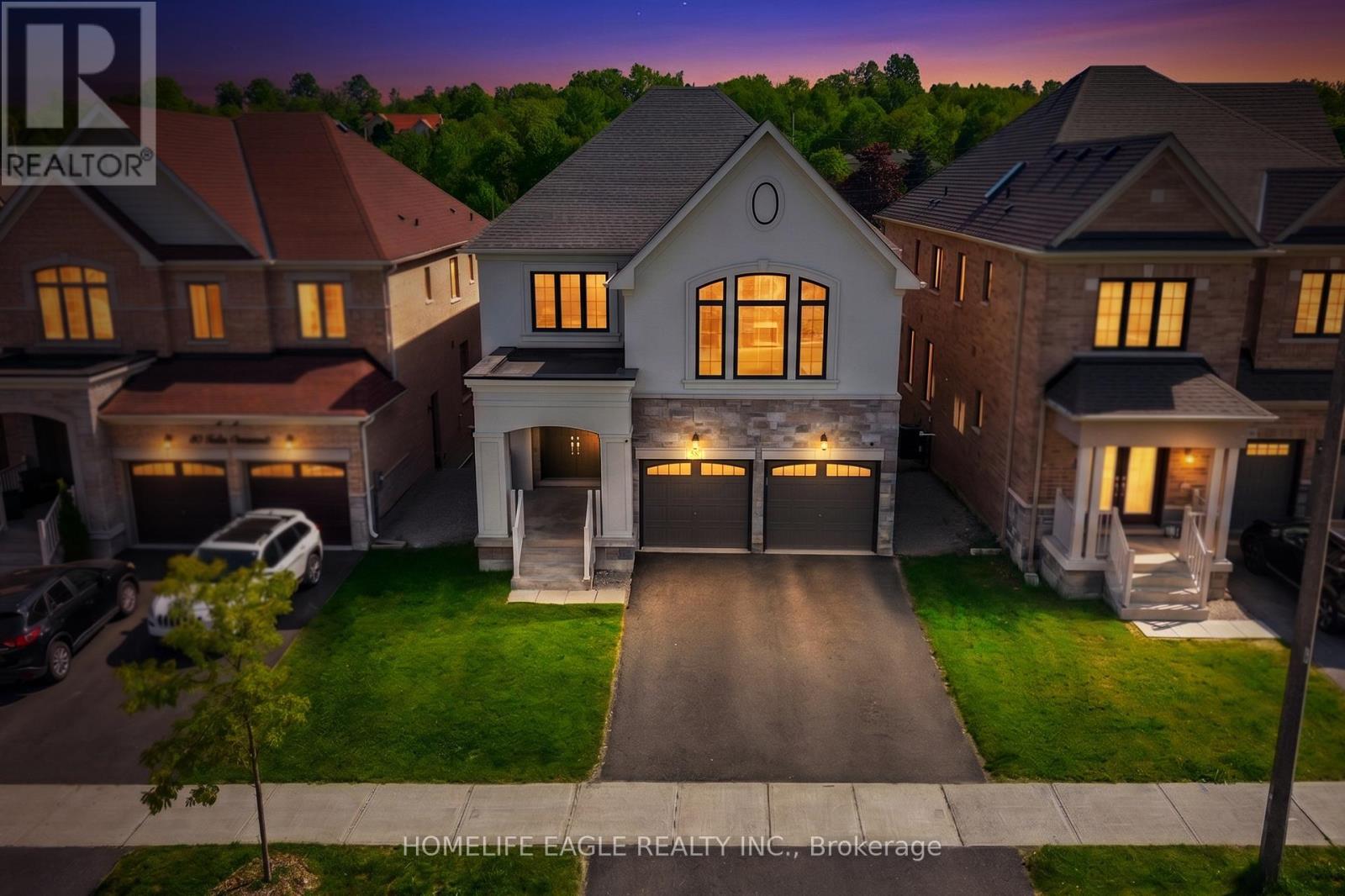 58 Tesla Crescent Property Photo 2
