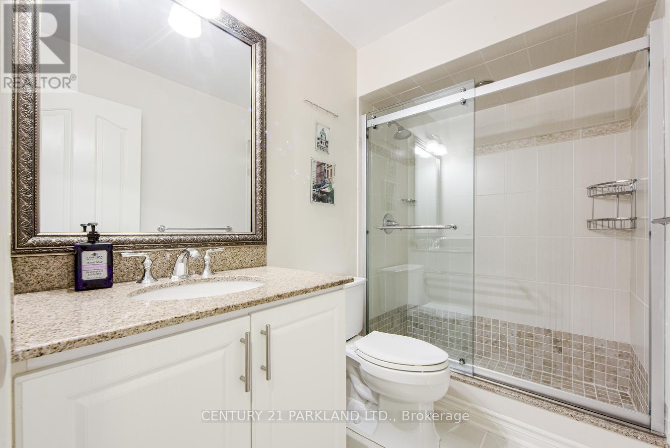 112 Strathearn Avenue Property Photo 38