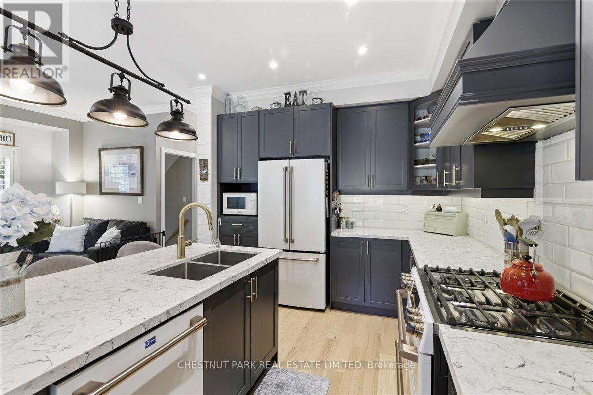 21 Gord Matthews Way Property Photo 10