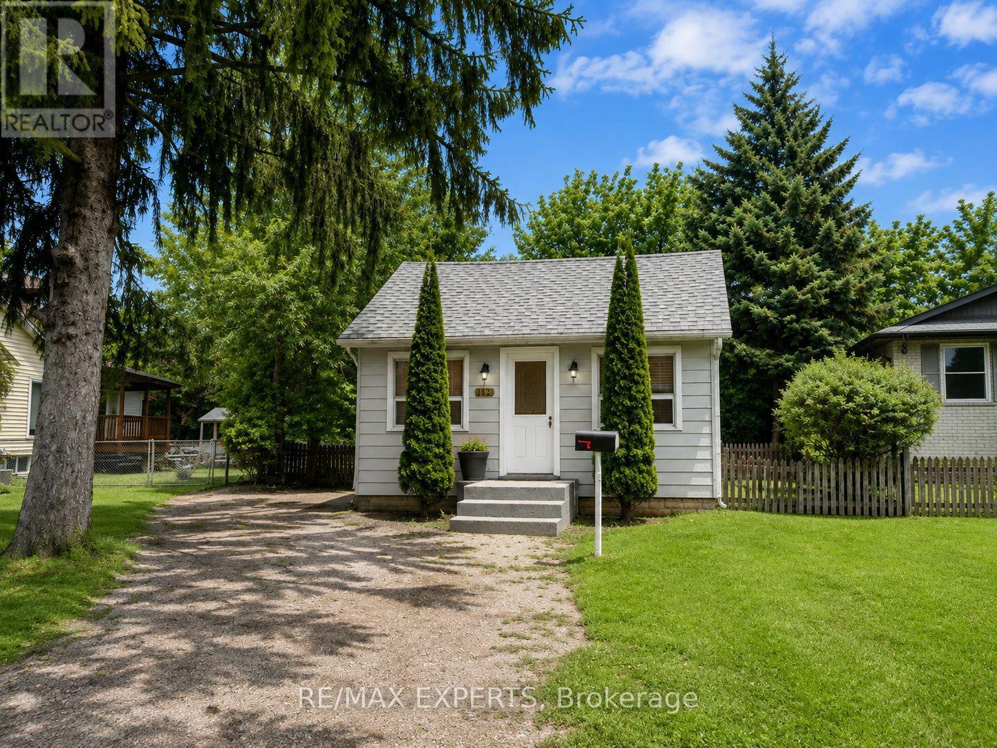 142 Riveredge Drive Property Photo 1