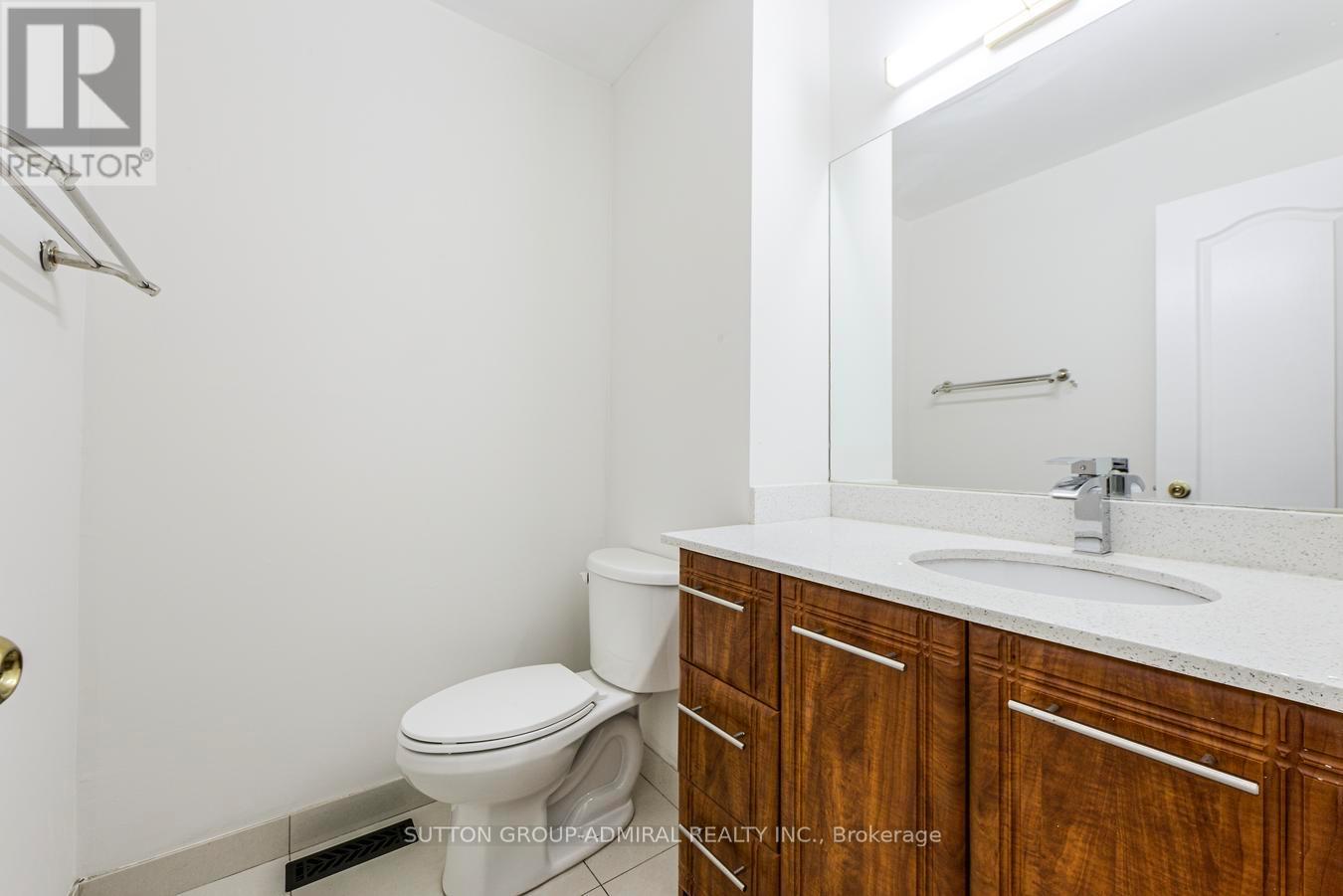Main Flr - 63 Croteau Crescent Property Photo 21