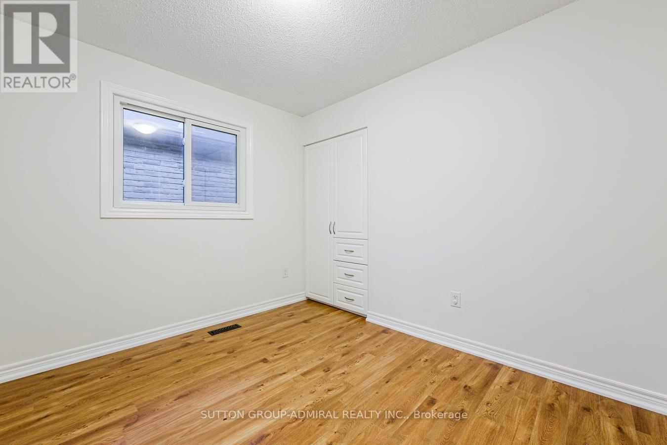 Main Flr - 63 Croteau Crescent Property Photo 31