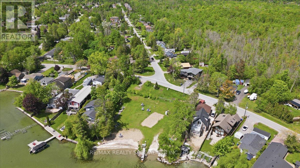 644 Rose Lane Property Photo 1