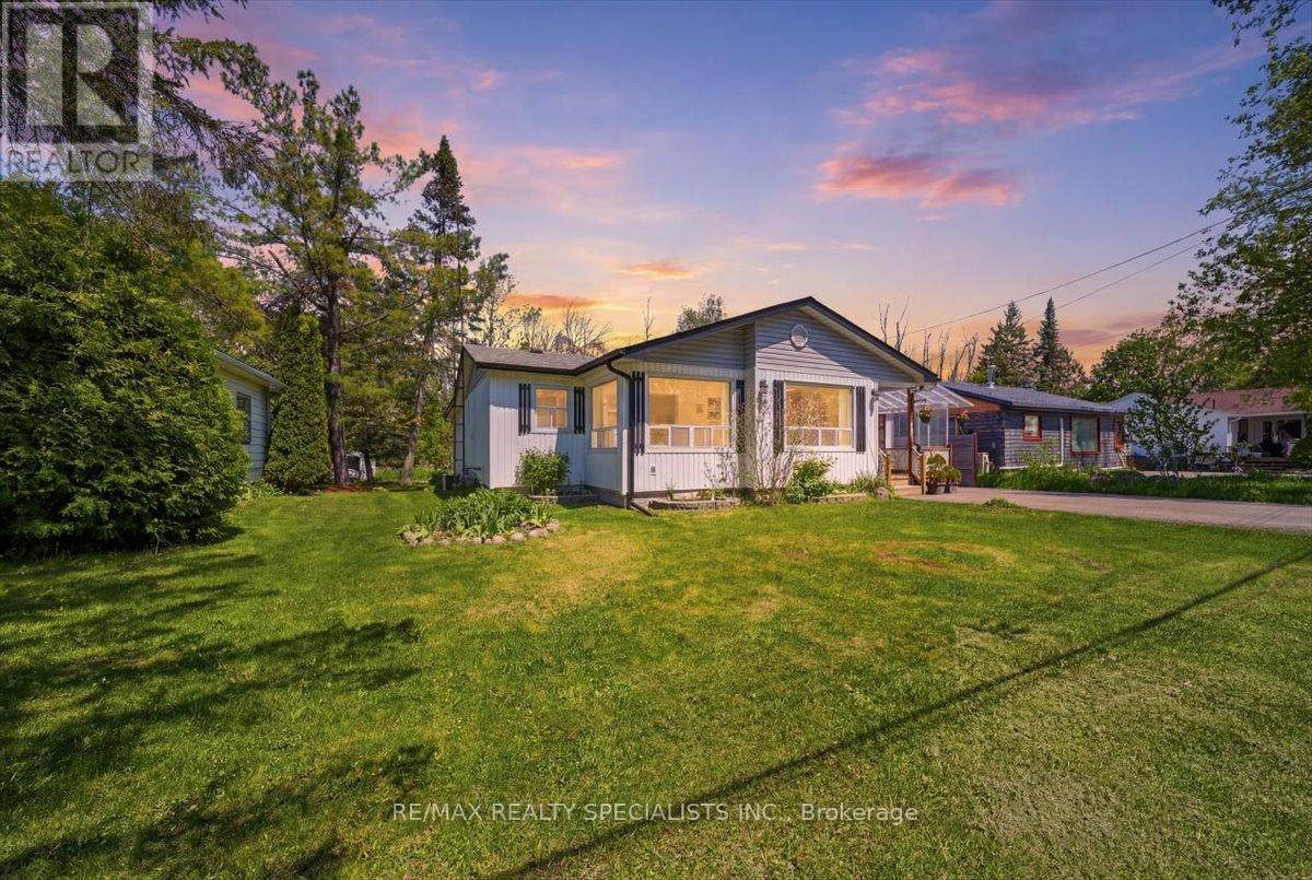644 Rose Lane Property Photo 4