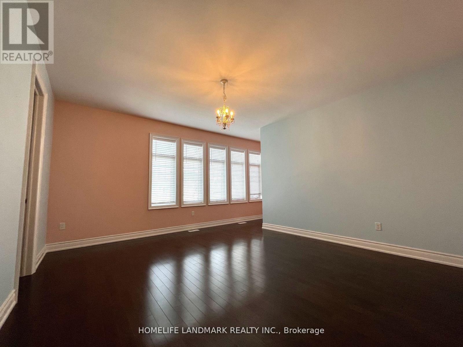 39 Larkin Avenue Property Photo 23