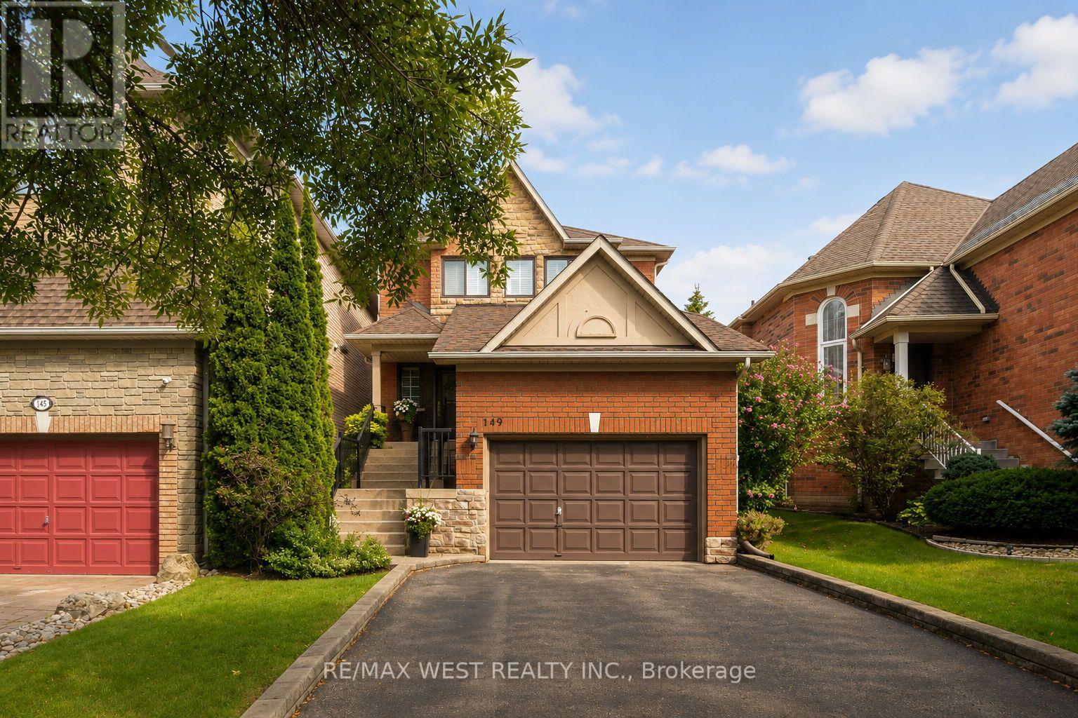 149 DEERGLEN TERRACE Property Photo 1