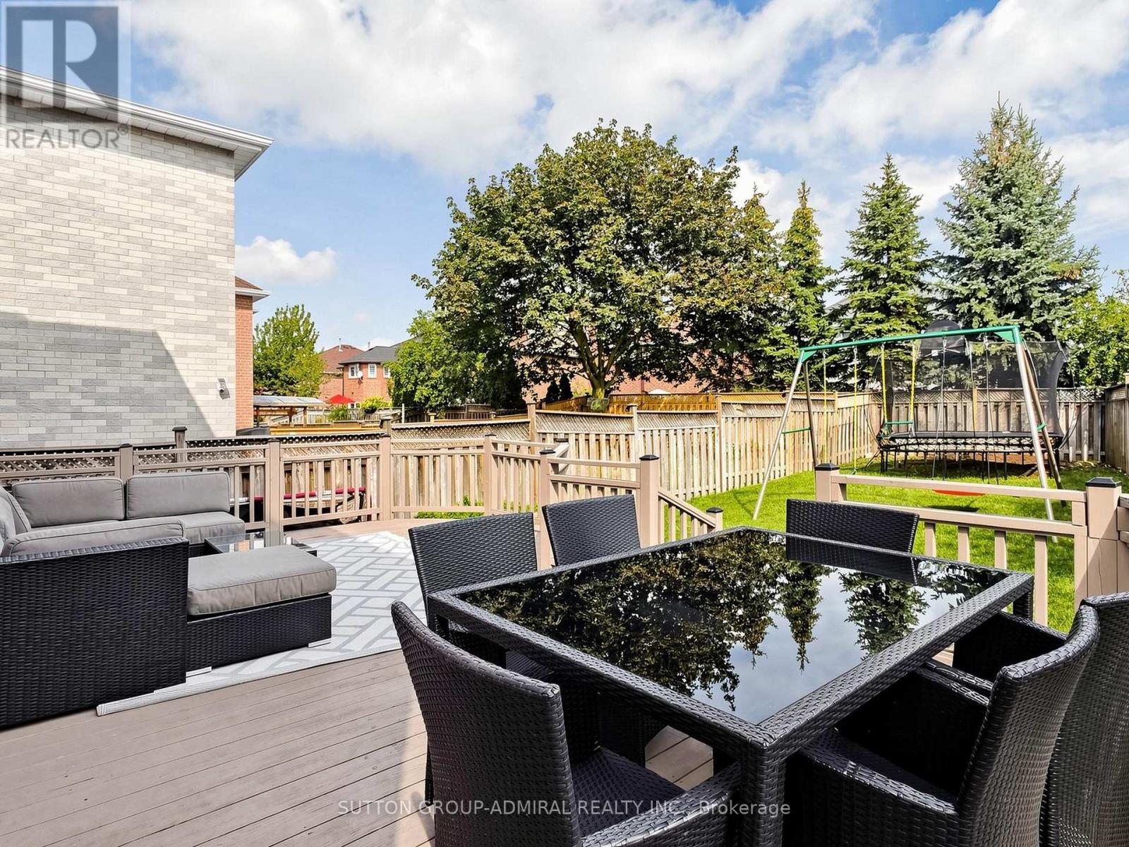 48 Glenbury Drive Property Photo 1