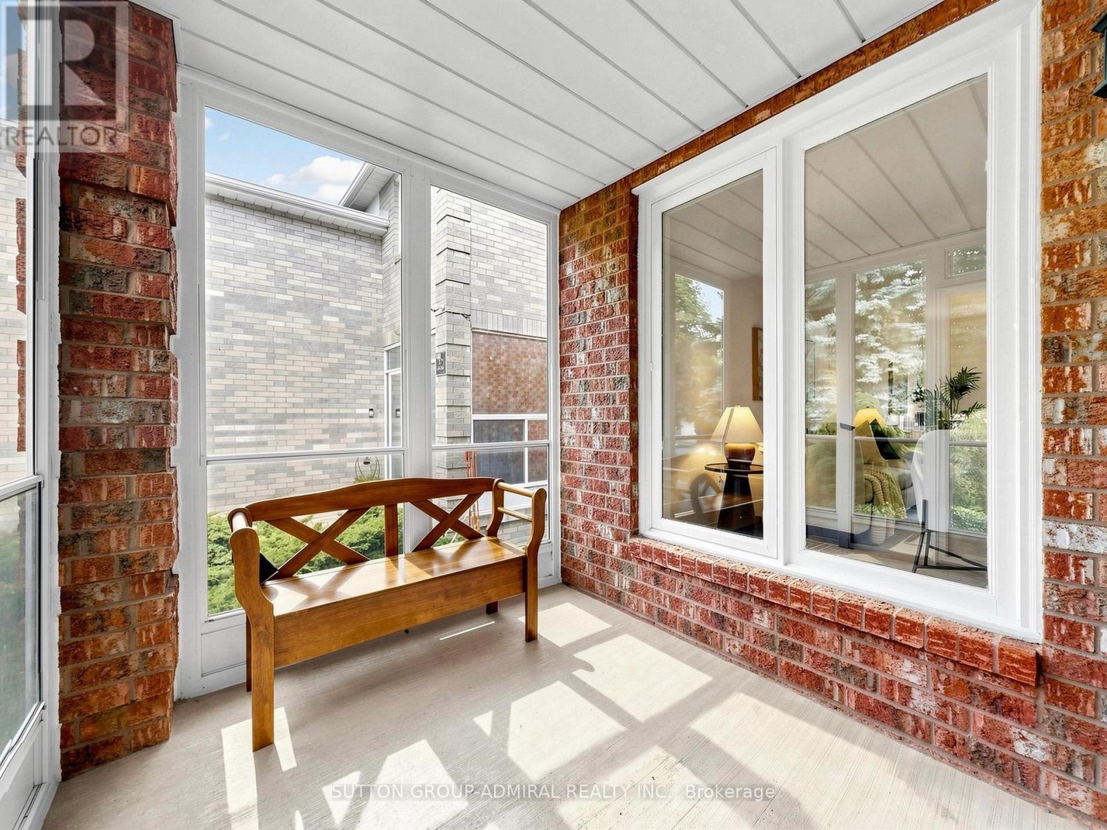 48 Glenbury Drive Property Photo 3