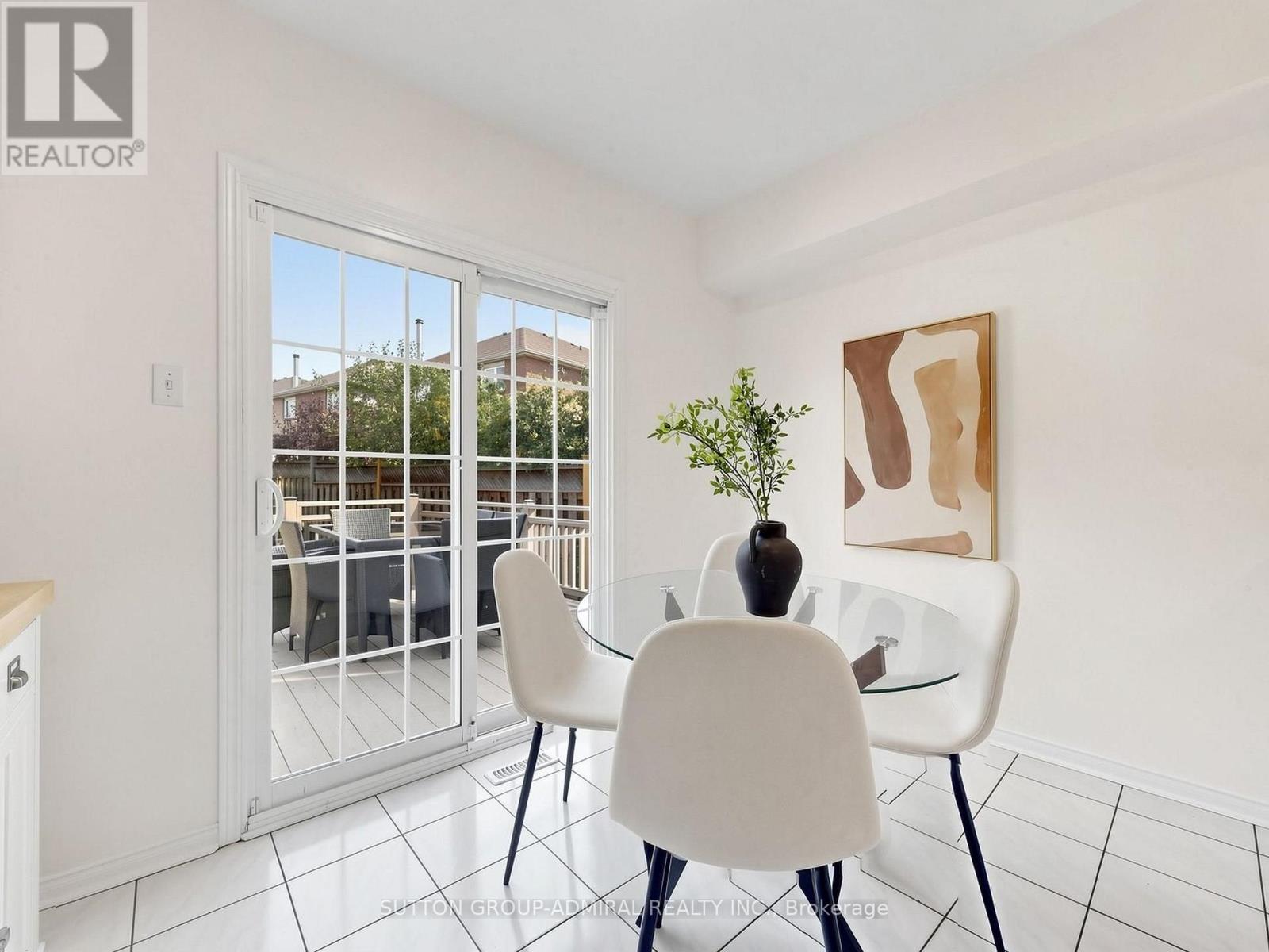 48 Glenbury Drive Property Photo 10
