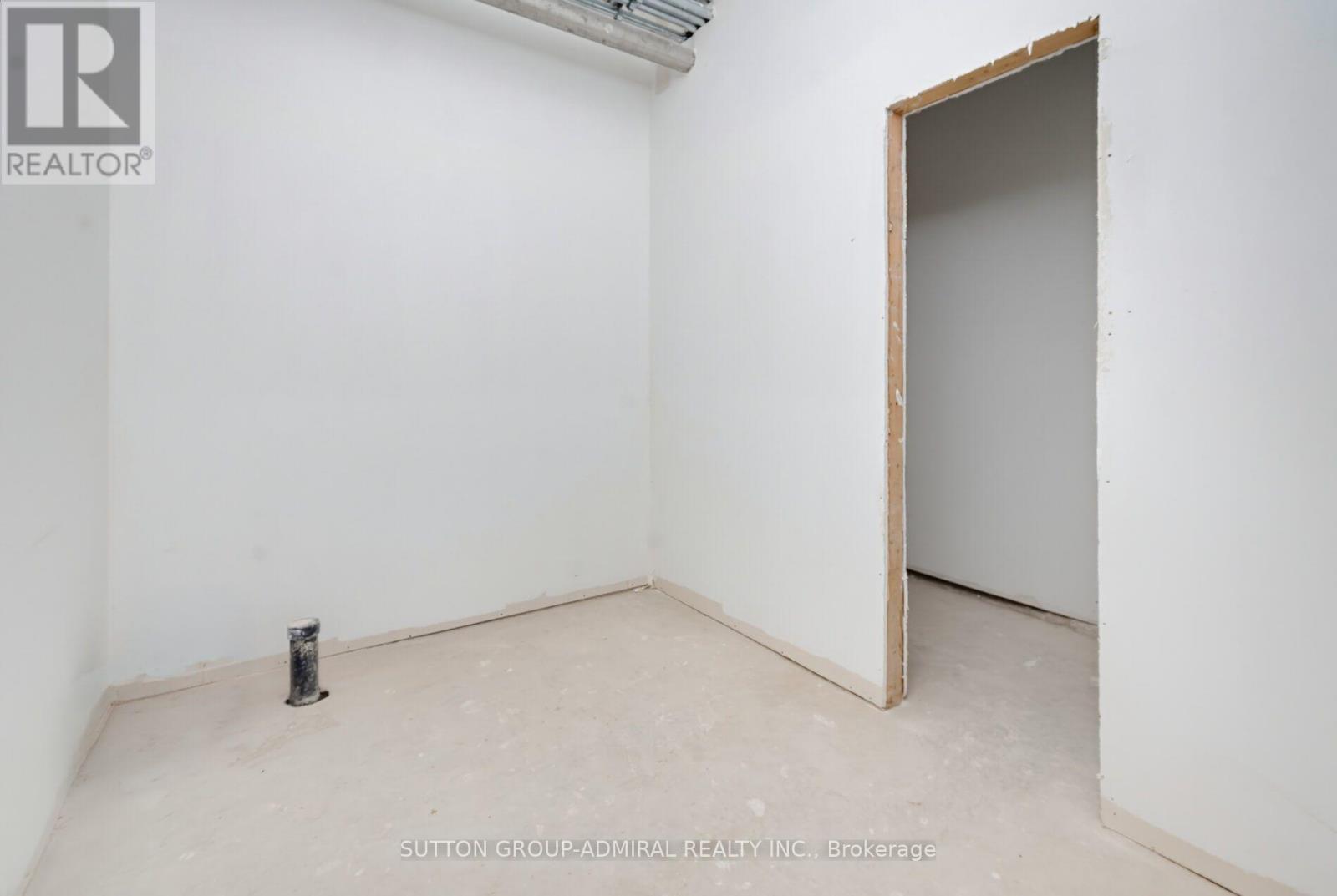 4 - 220 Dissette Street Property Photo 12