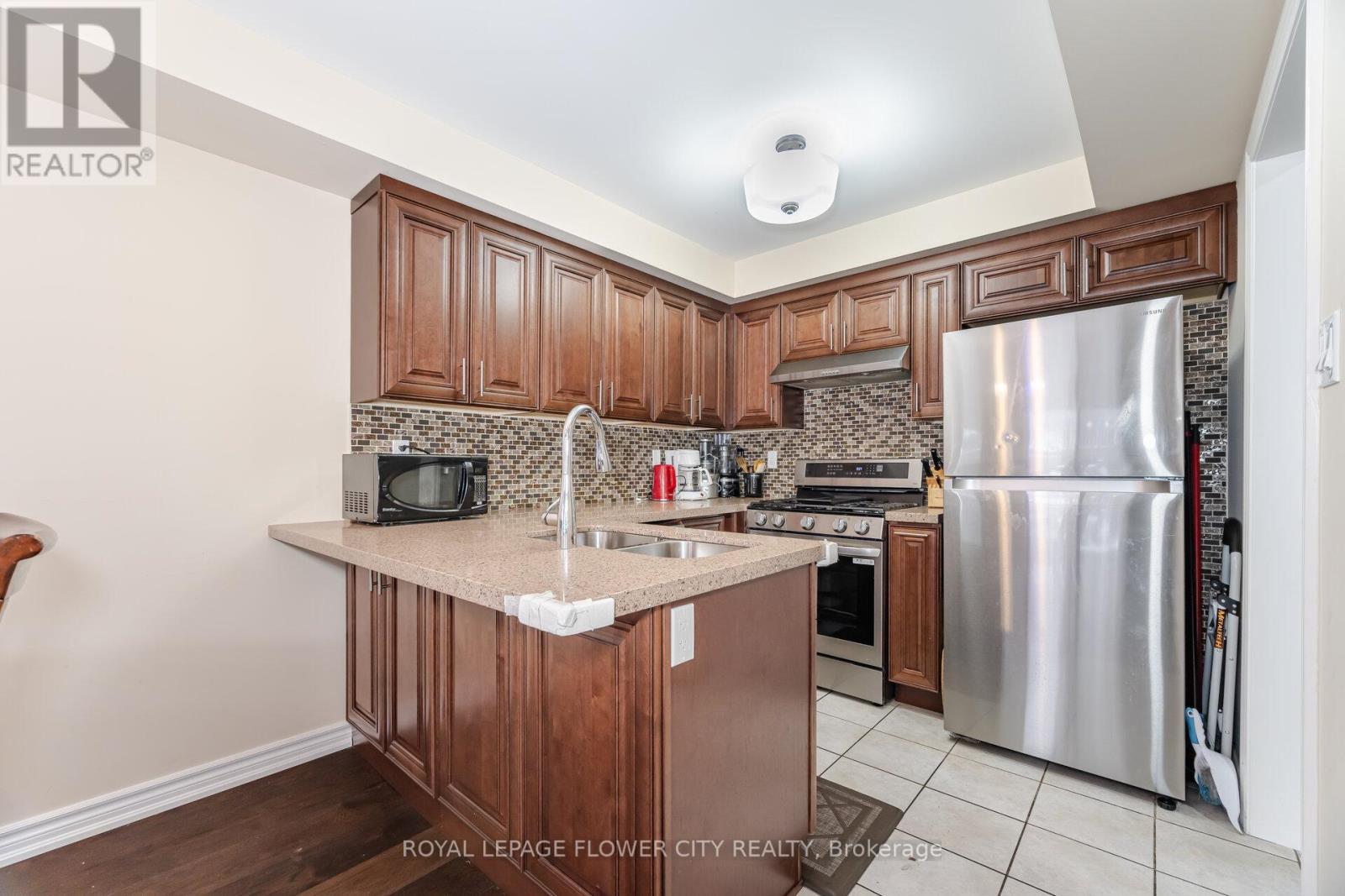 68 Denton Circle Property Photo 11