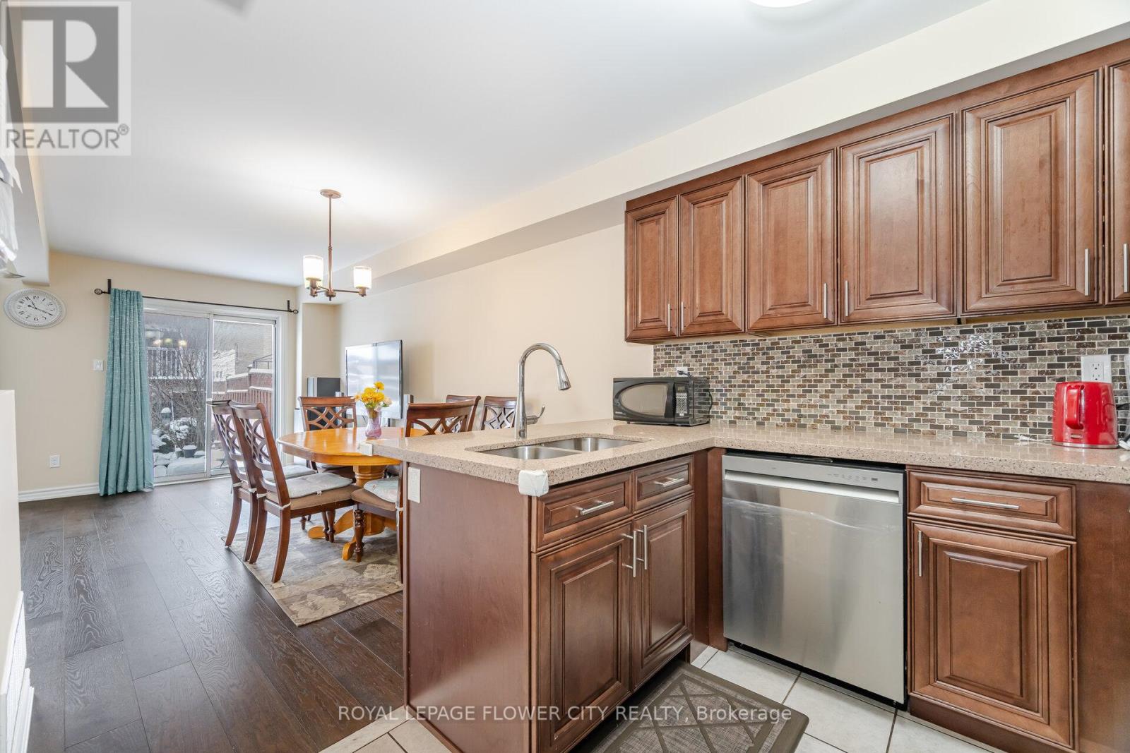 68 Denton Circle Property Photo 13