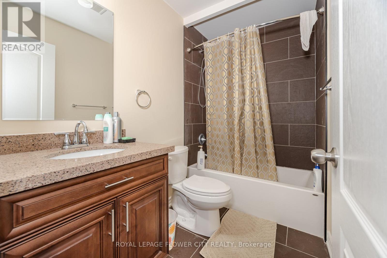 68 Denton Circle Property Photo 25