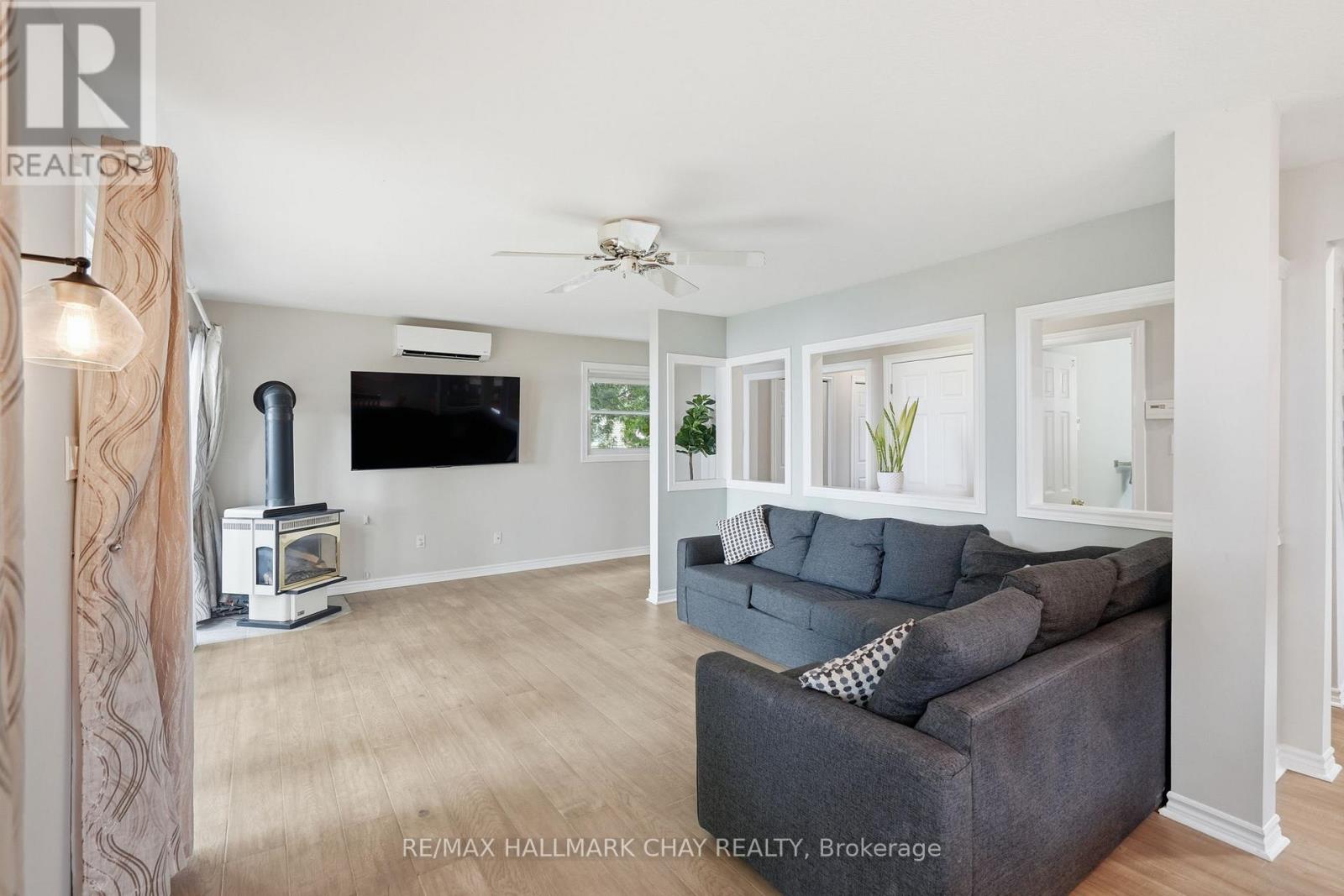 2345 Crystal Beach Road Property Photo 10