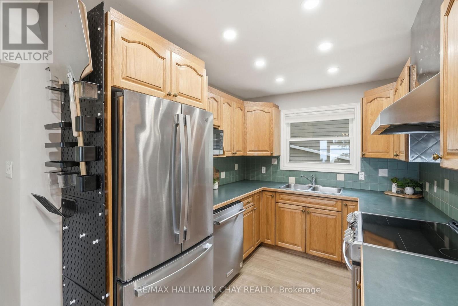 2345 Crystal Beach Road Property Photo 14