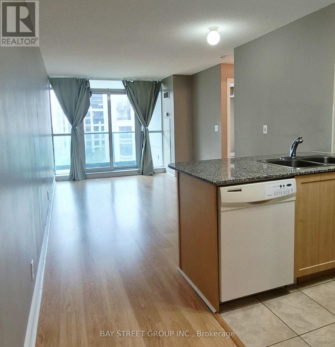 812 - 30 Clegg Road Property Photo 1
