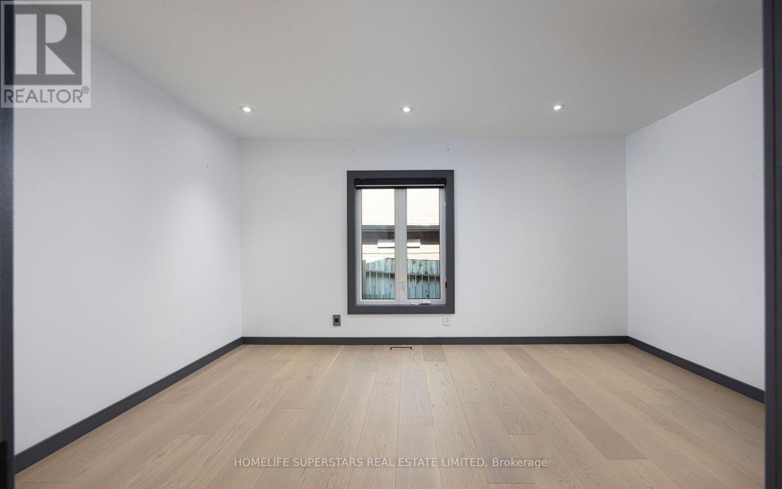627 Lakelands Avenue Property Photo 7