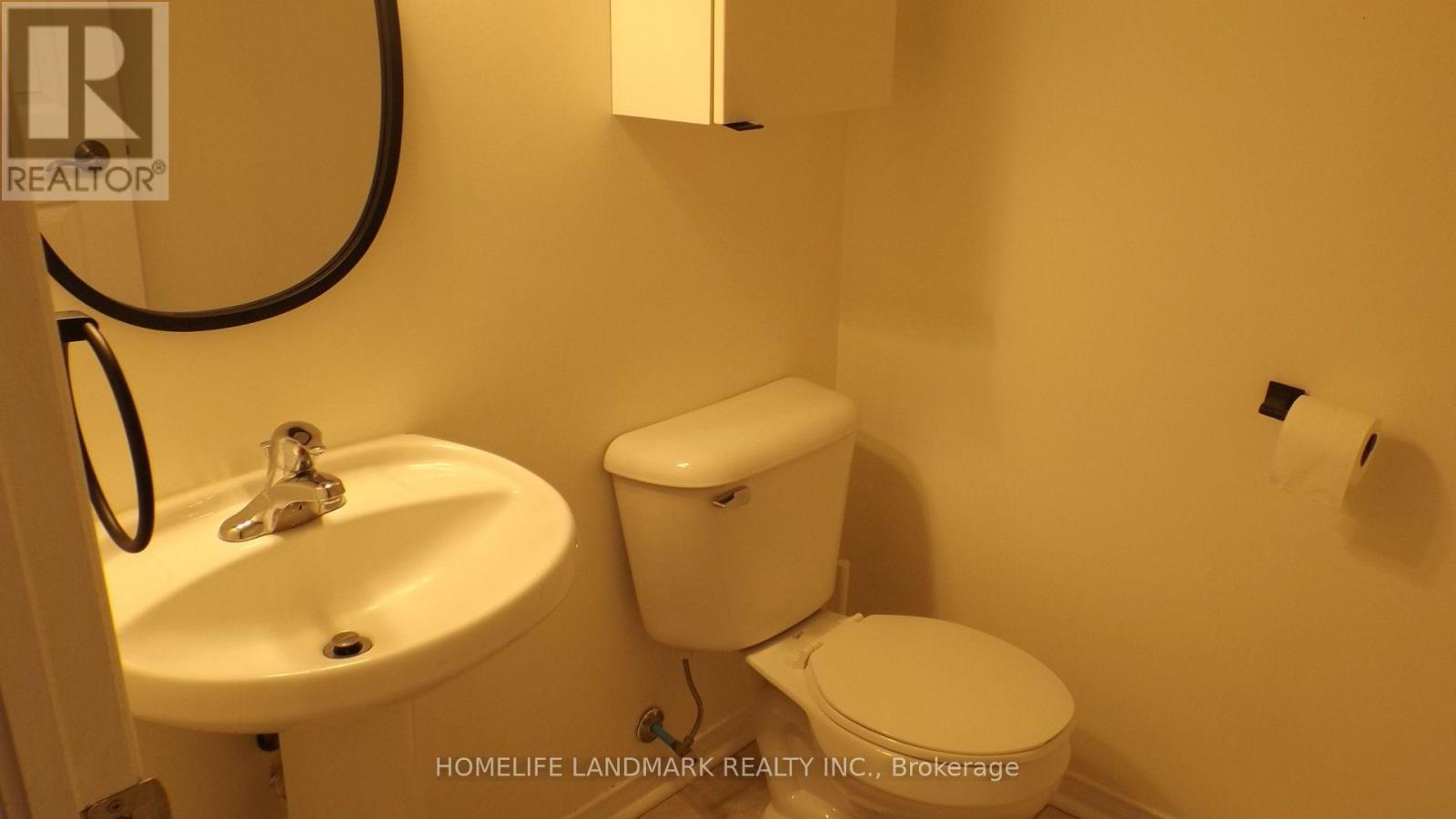 151 - 306 John Street Property Photo 10