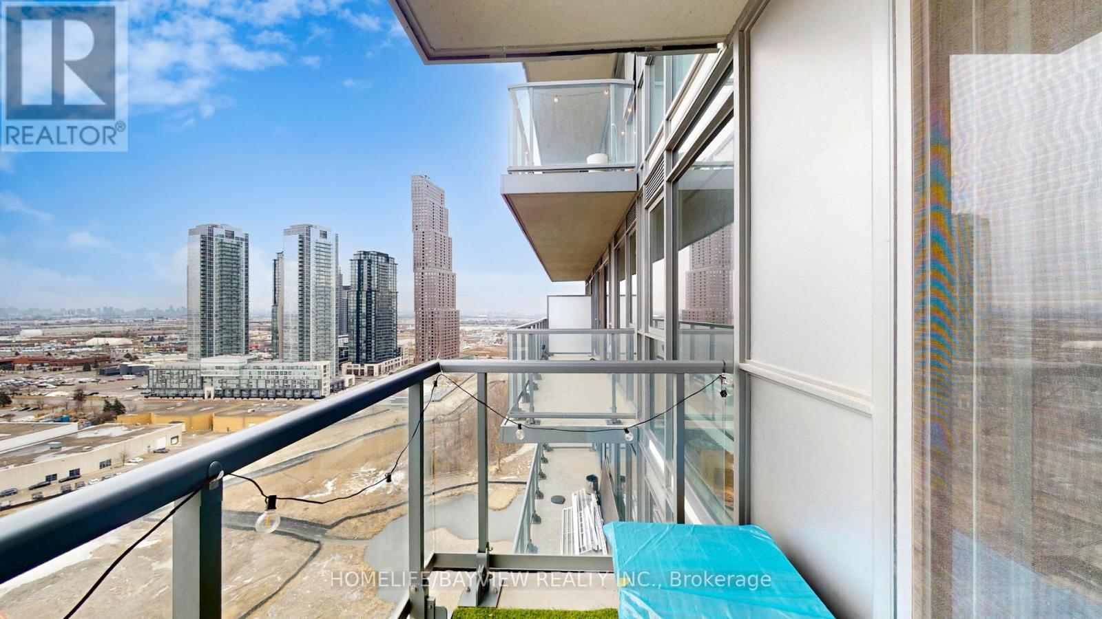 #2218 - 7895 Jane Street Property Photo 17