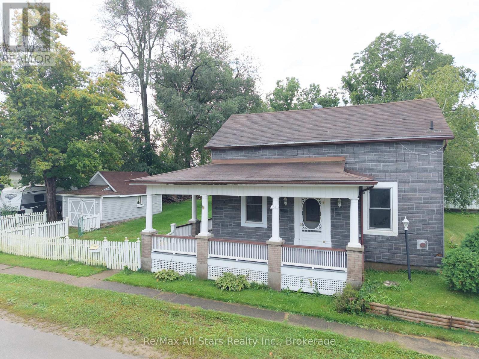 54 Munro Street Property Photo 1