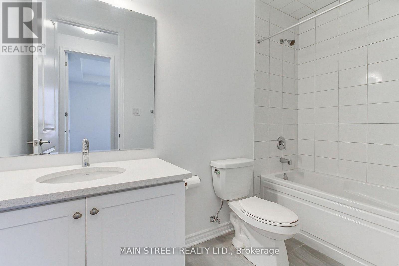2968 Murphy Place E Property Photo 19
