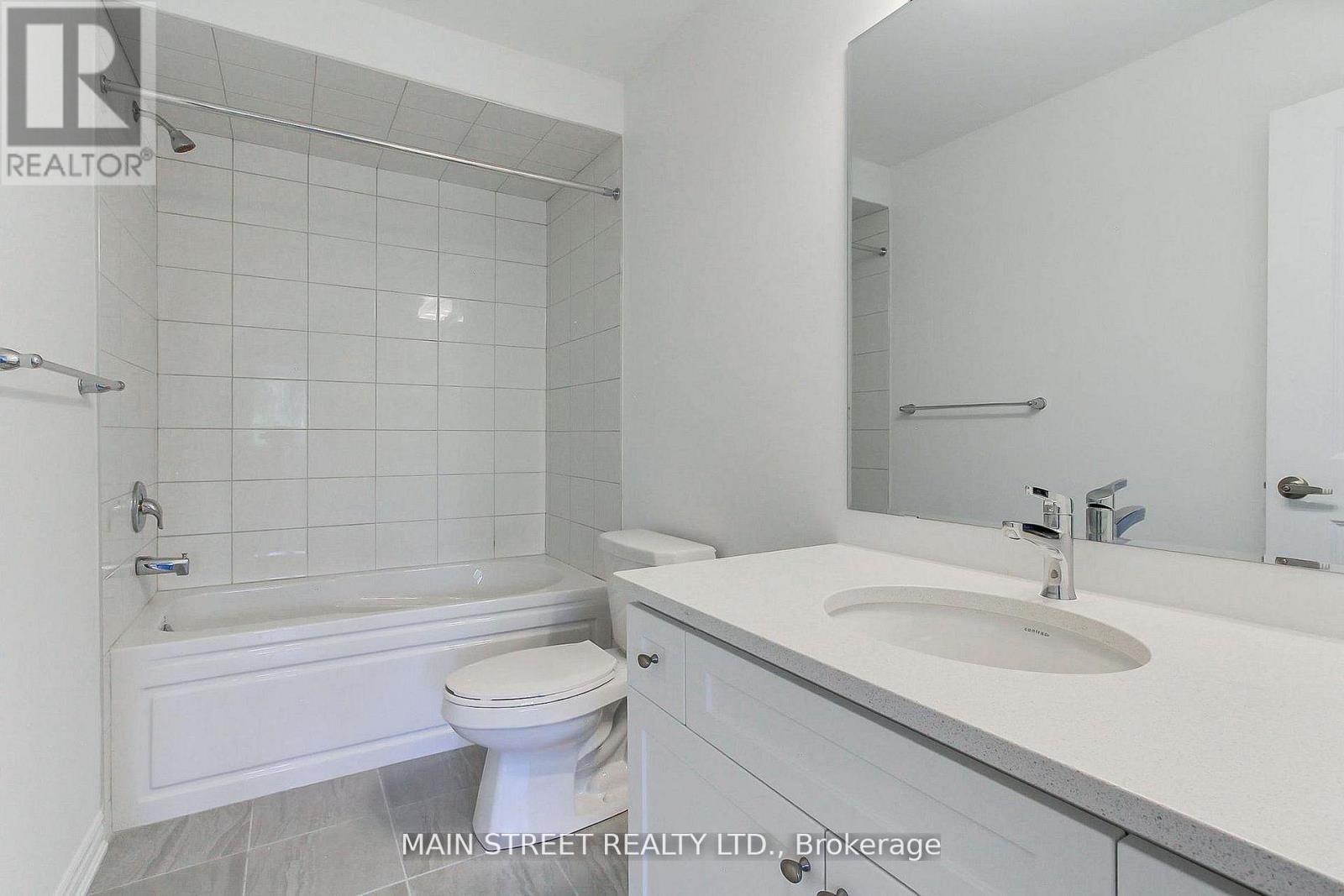 2968 Murphy Place E Property Photo 24