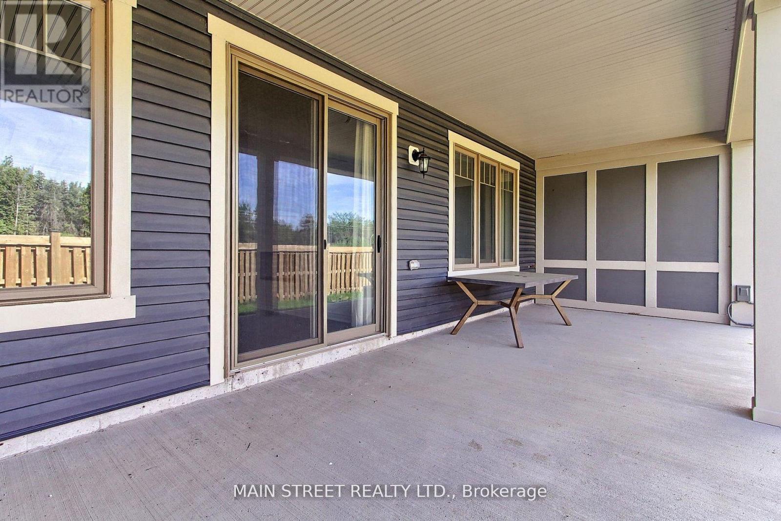 2968 Murphy Place E Property Photo 29
