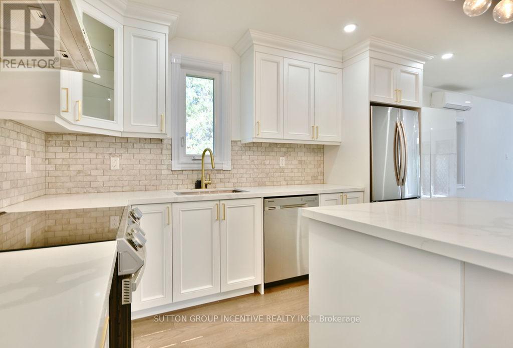 1556 Houston Avenue Property Photo 18