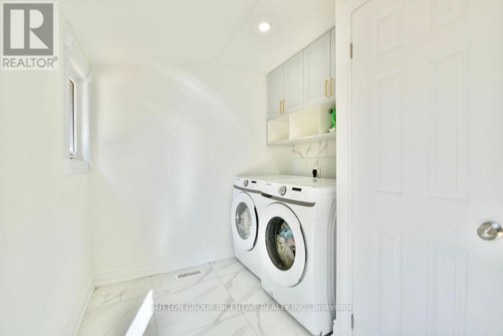 1556 Houston Avenue Property Photo 23