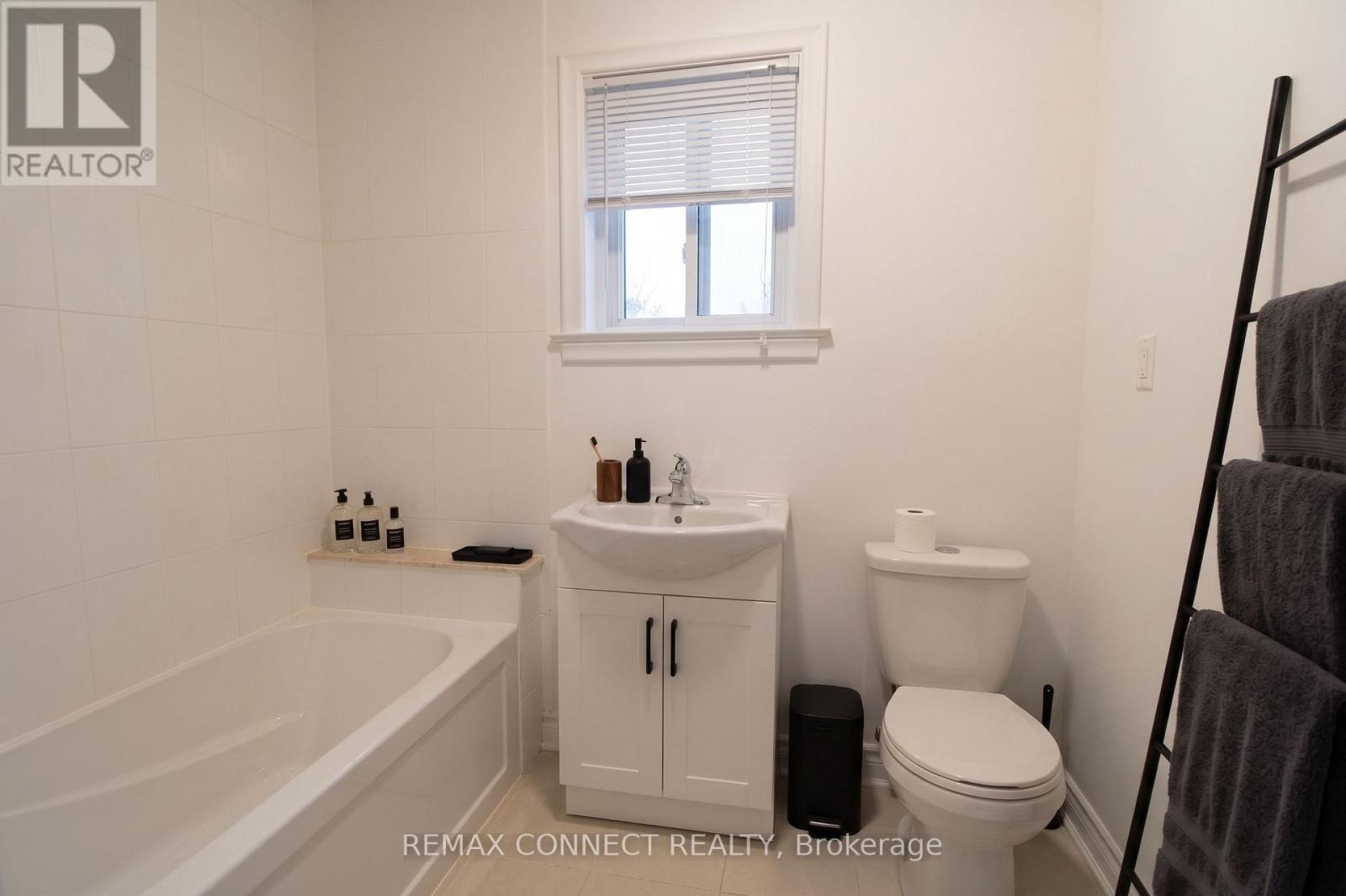 - Main - 12 Longbridge Road Property Photo 5