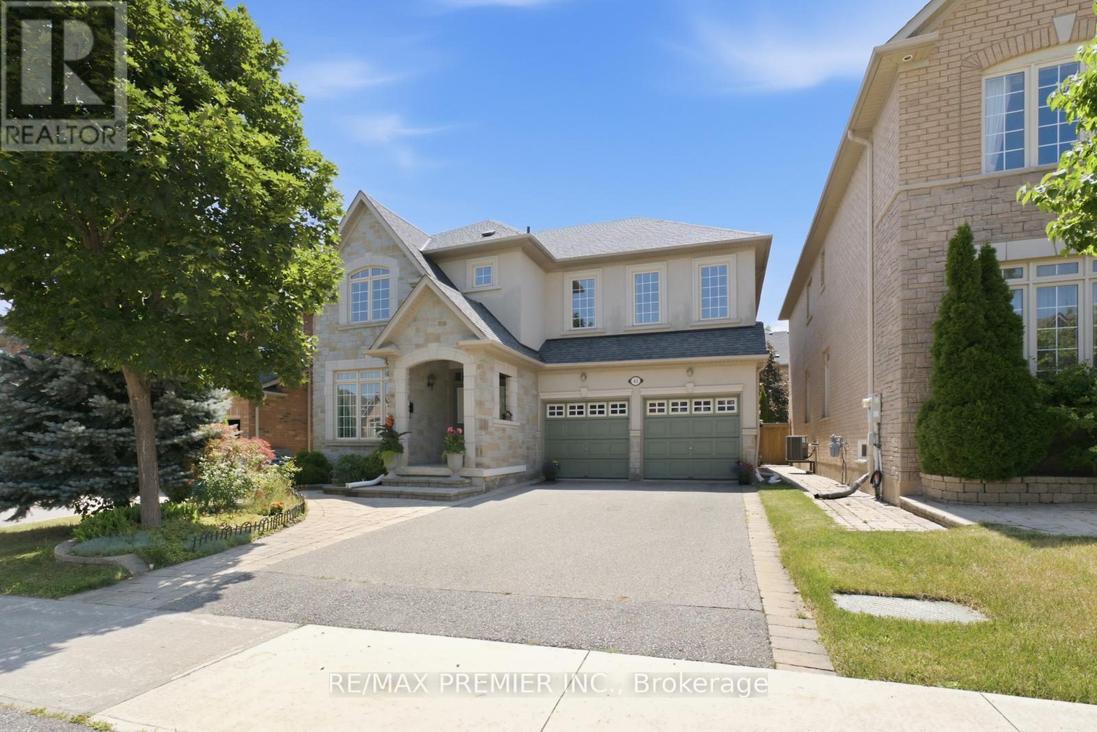 63 Summeridge Drive Property Photo 2