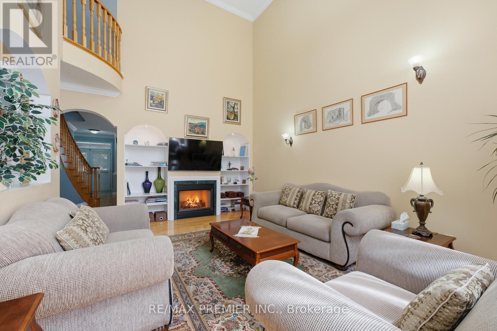 63 Summeridge Drive Property Photo 20