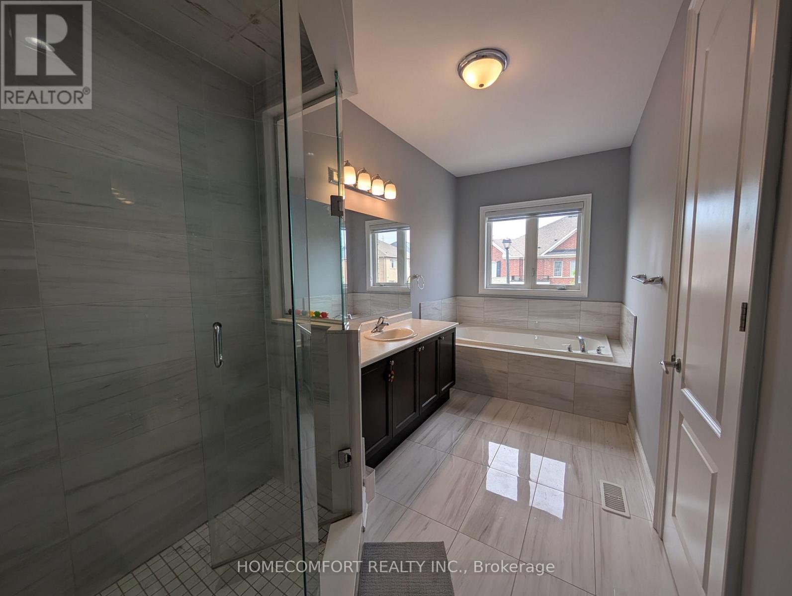 230 Paradelle Drive Property Photo 34