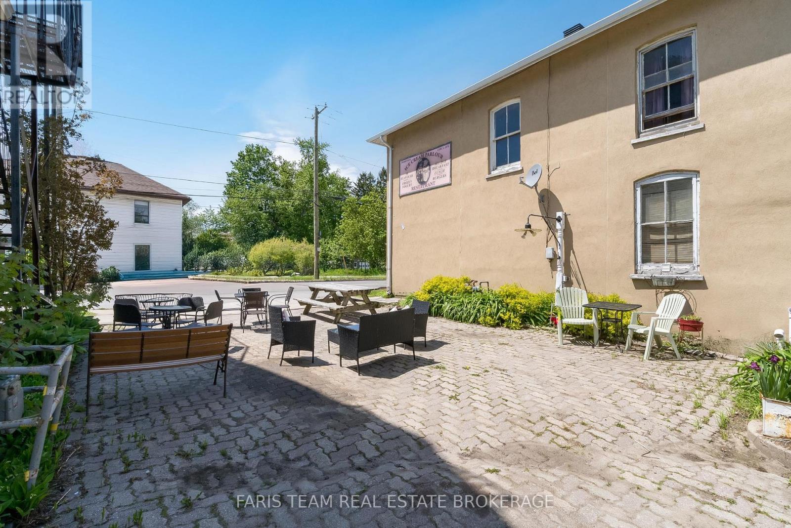 236 Barrie Street Property Photo 31