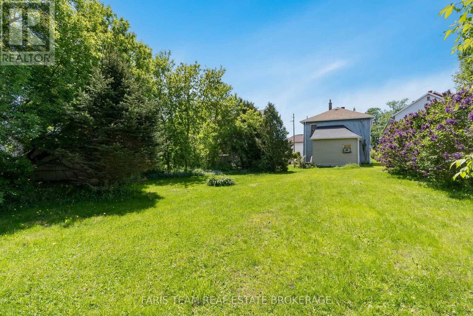 236 Barrie Street Property Photo 41