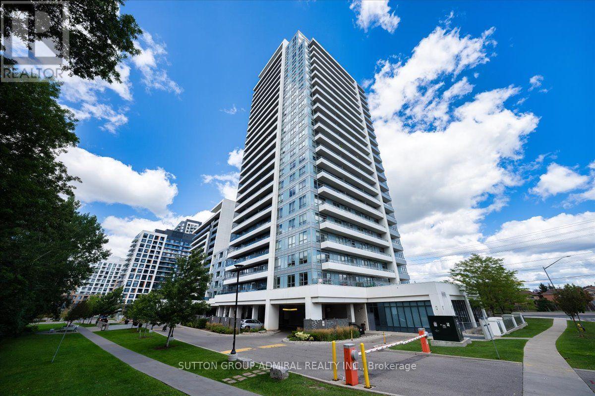 806 - 7890 BATHURST STREET Property Photo 1