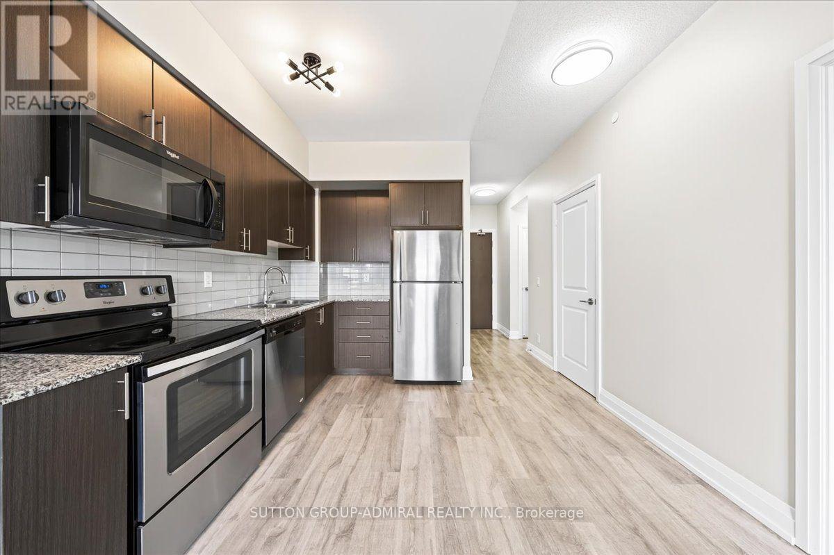 806 - 7890 Bathurst Street Property Photo 22