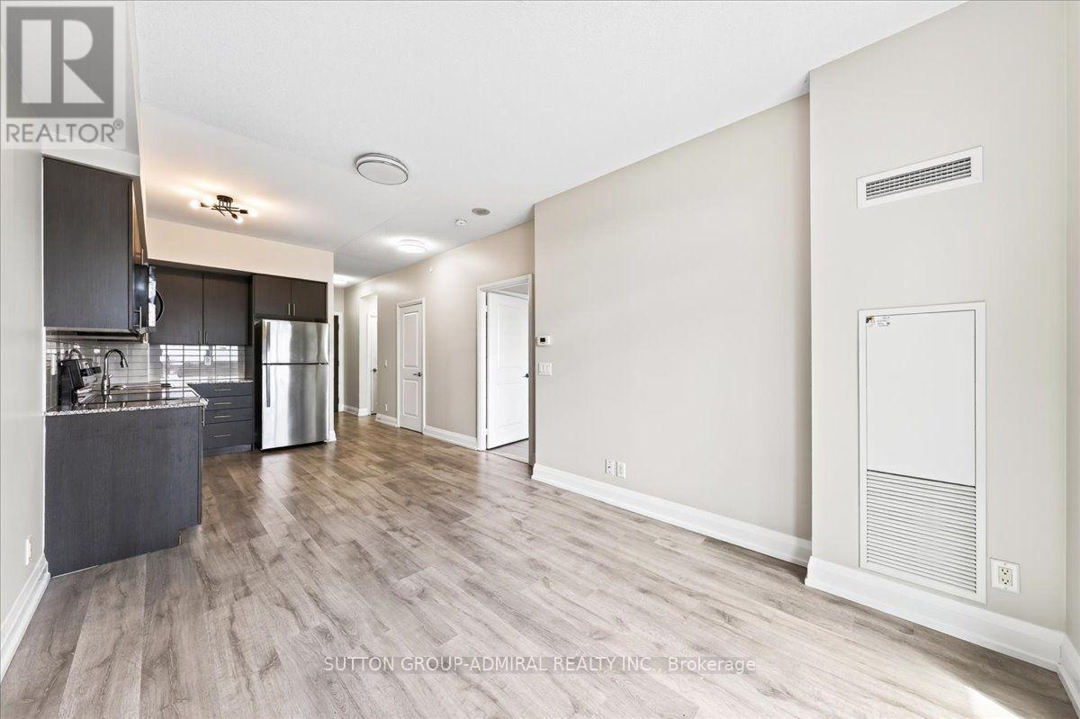 806 - 7890 Bathurst Street Property Photo 29