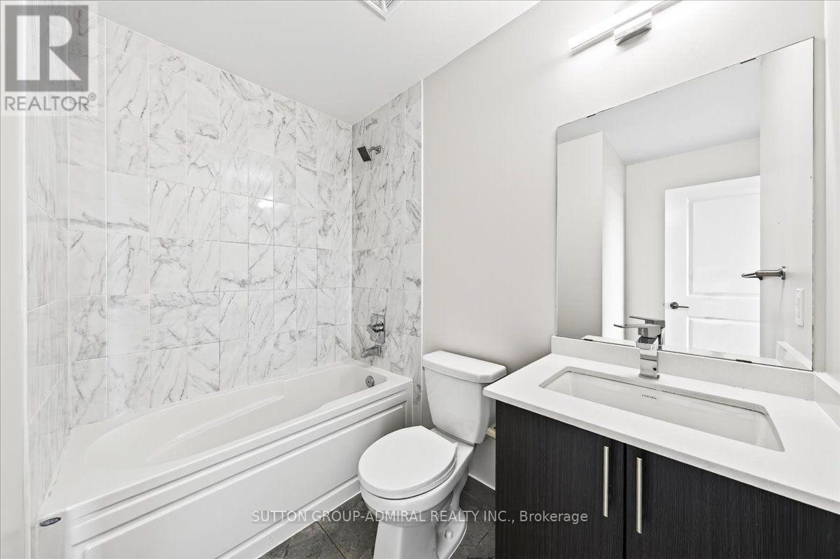 806 - 7890 Bathurst Street Property Photo 38