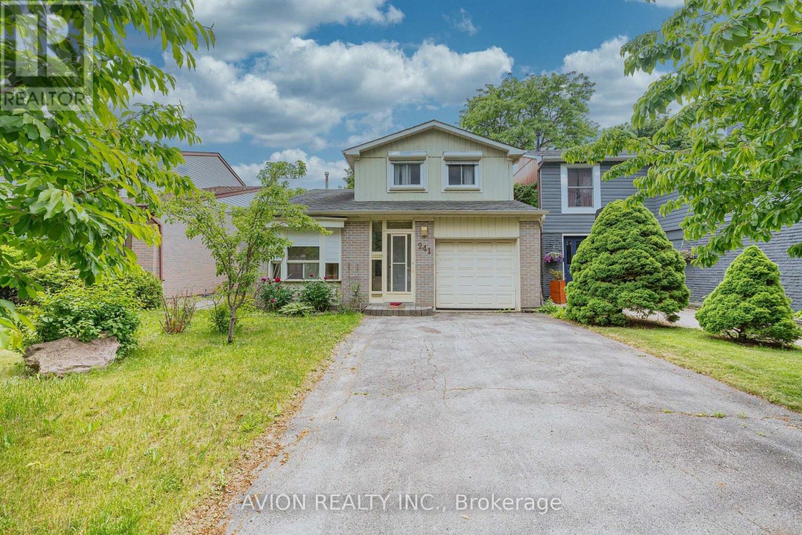 241 WELDRICK ROAD W Property Photo 1