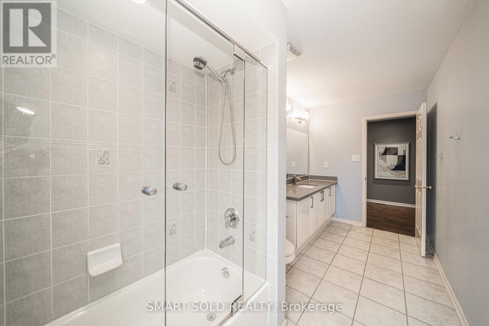 16 Courtney Crescent Property Photo 29