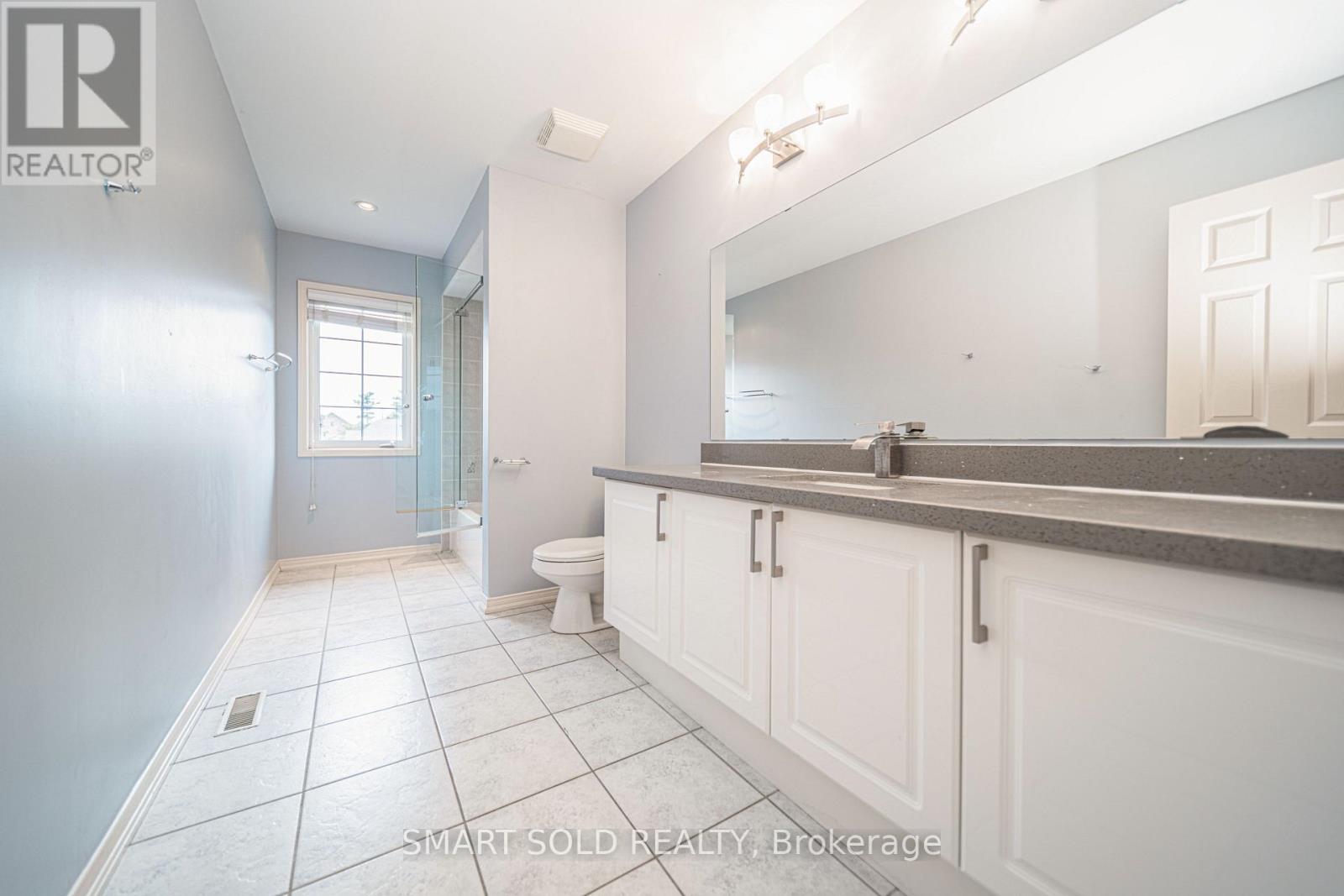16 Courtney Crescent Property Photo 30