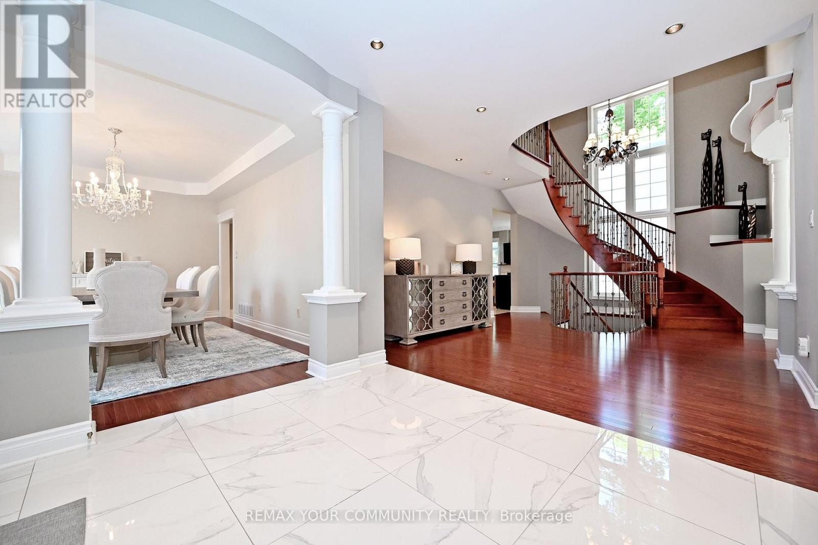 2 Winterberry Drive Property Photo 8