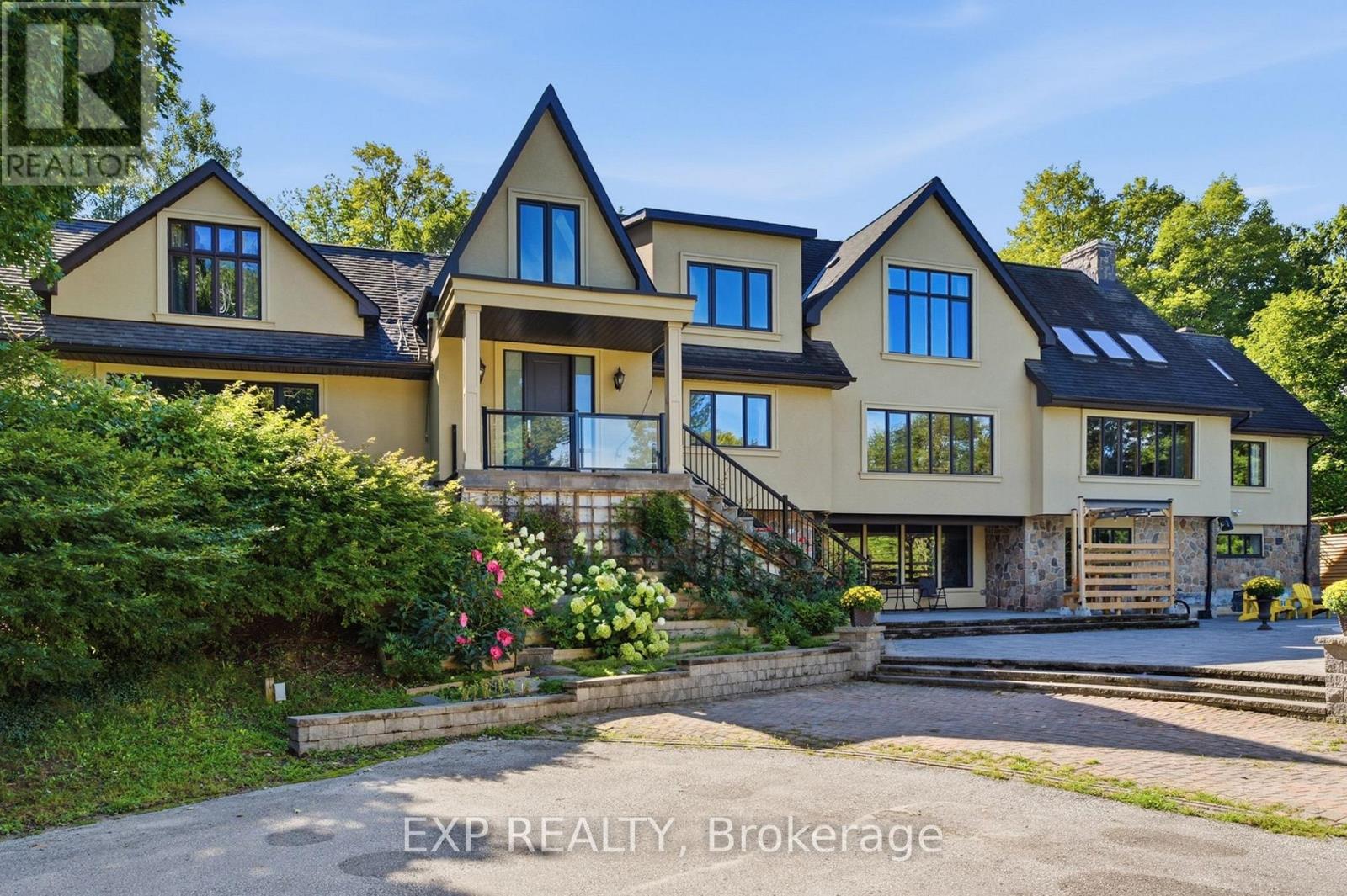 1785 Davis Drive W Photo de la propriété 1