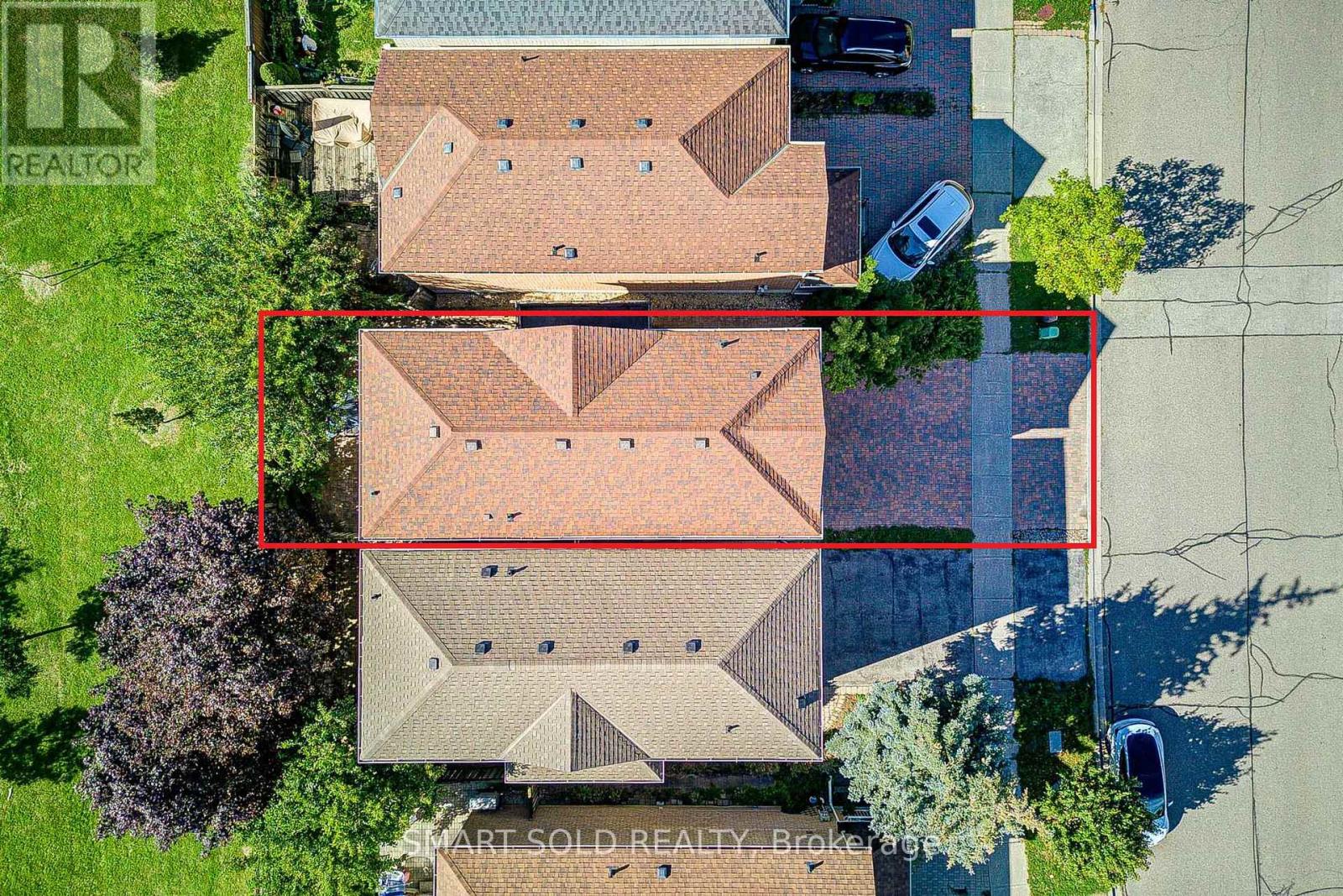 6 Sugarforest Drive Property Photo 3